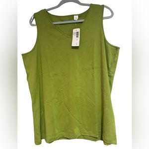 NWT Chico’s green V-Neck Sleeveless tank top 4x